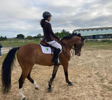Inês Silva com boas classificações no Concurso de Saltos Nacional A, em Alfeizerão